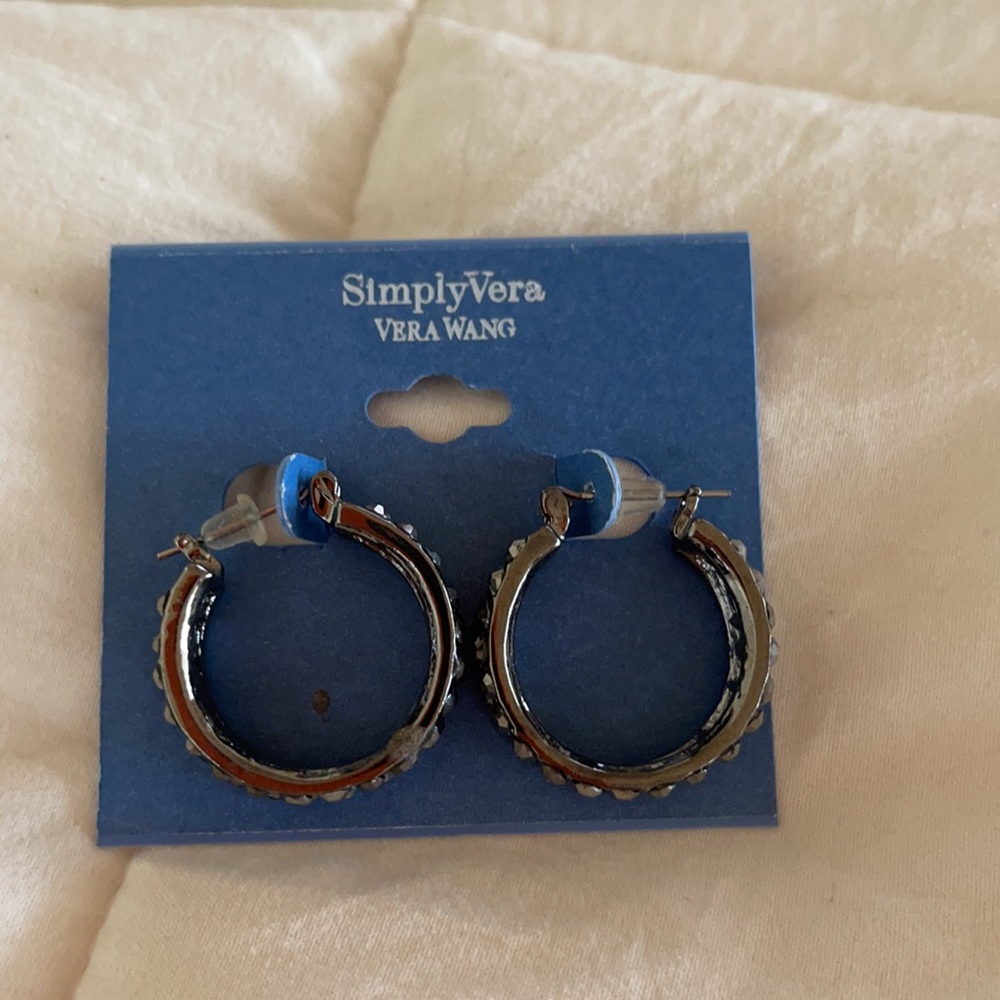 Earring bundle NWT - Picture 3 of 4